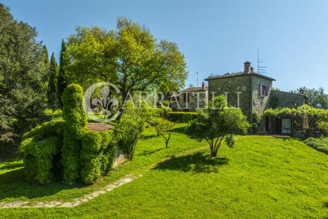 Casale con depandanc