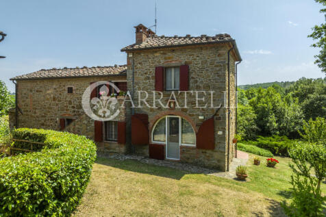 Casale con depandanc
