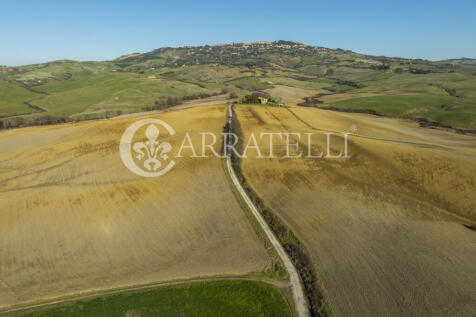 podere toscano in pi