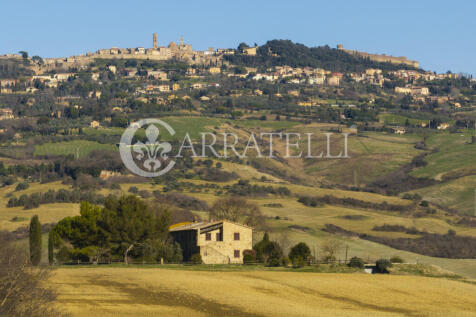 podere toscano in pi