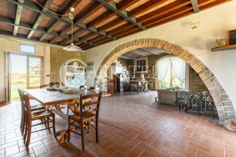 podere toscano in pi