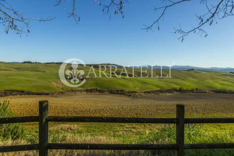 podere toscano in pi
