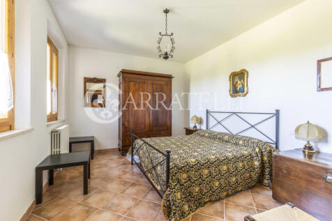 Villa moderna con pi