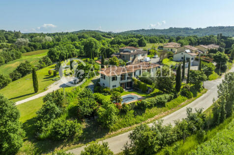 Villa moderna con pi