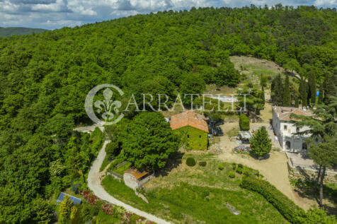Casale sul Lago Tras