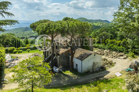 Casale sul Lago Tras