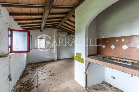 Casale sul Lago Tras