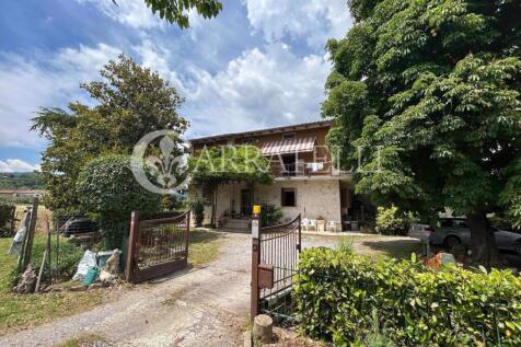 Casa di campagna a S