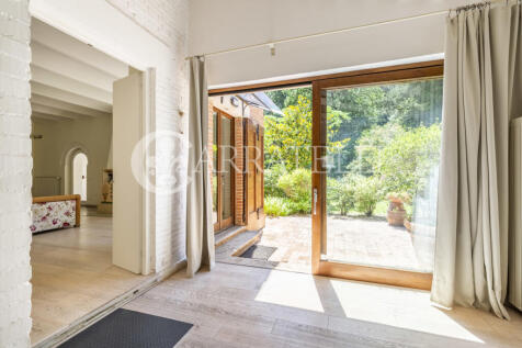 Casale con piscina e