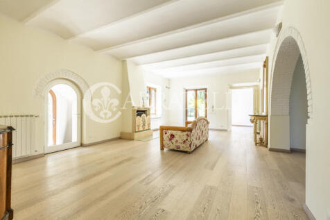Casale con piscina e