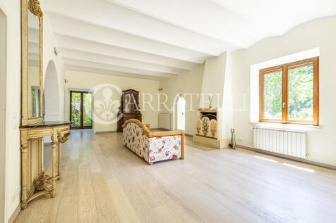 Casale con piscina e