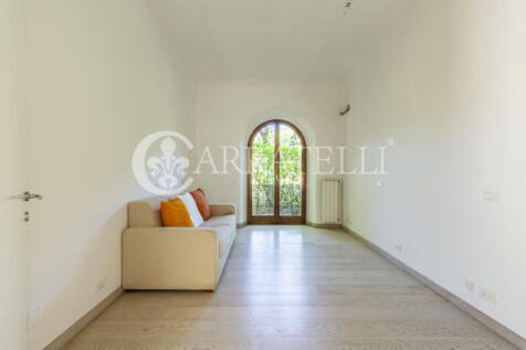 Casale con piscina e