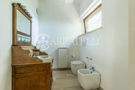 Casale con piscina e