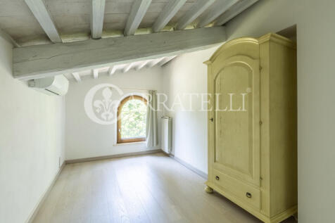 Casale con piscina e
