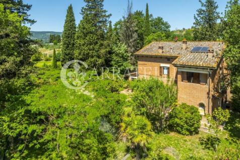 Casale con piscina e