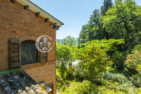 Casale con piscina e