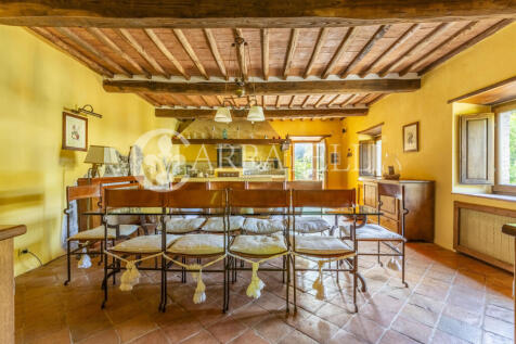 Radicondoli Casale c