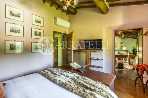 Radicondoli Casale c