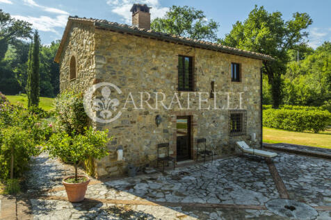 Radicondoli Casale c