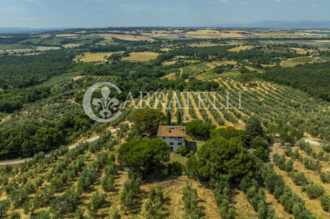 Paciano Tenuta con v