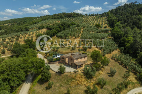 Paciano Tenuta con v