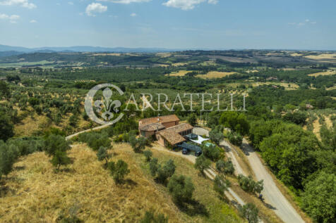 Paciano Tenuta con v