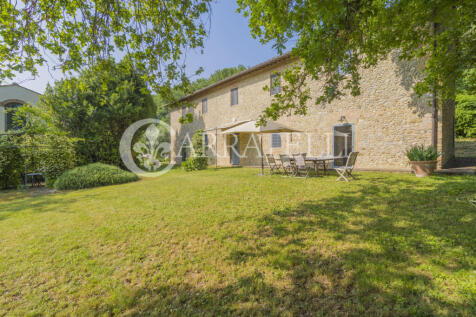 Splendido casale con