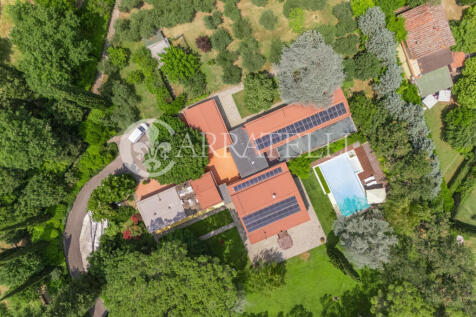 Villa con piscina pa