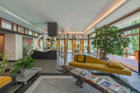 Villa con piscina pa