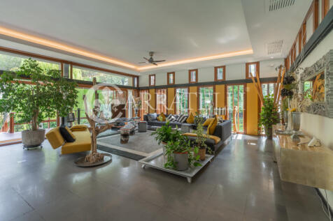 Villa con piscina pa