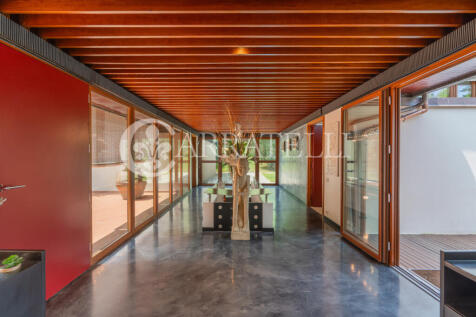 Villa con piscina pa