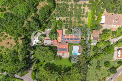Villa con piscina pa