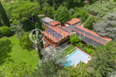 Villa con piscina pa