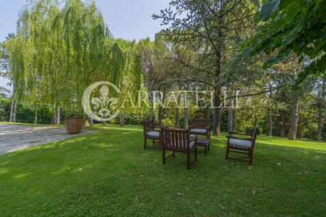 Villa con piscina pa