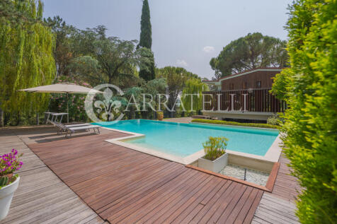 Villa con piscina pa
