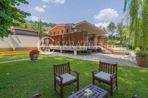 Villa con piscina pa