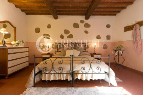Peccioli colline pis