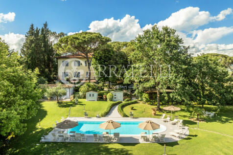Elegante villa con p