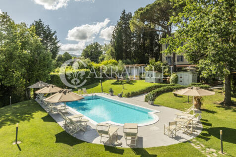 Elegante villa con p