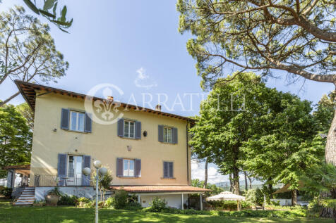 Elegante villa con p