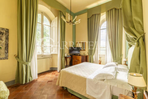 Elegante villa con p