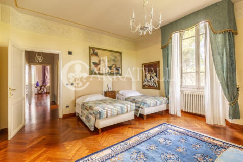 Elegante villa con p