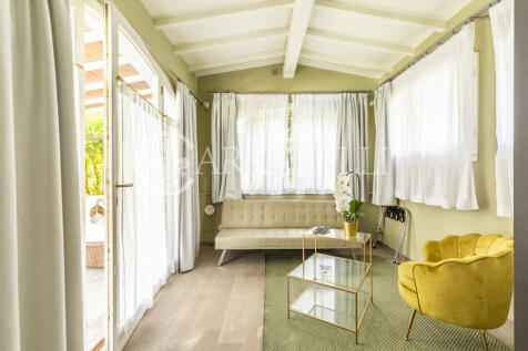 Elegante villa con p