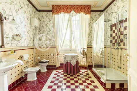 Elegante villa con p