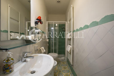 Elegante villa con p