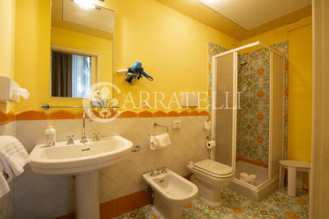 Elegante villa con p