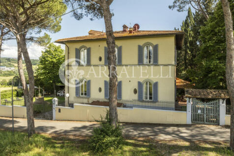 Elegante villa con p
