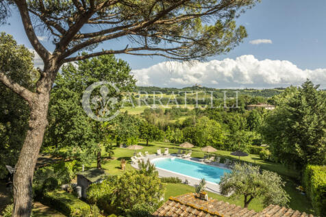 Elegante villa con p