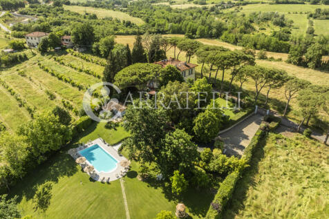 Elegante villa con p