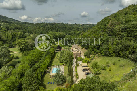 Volterra casale con 